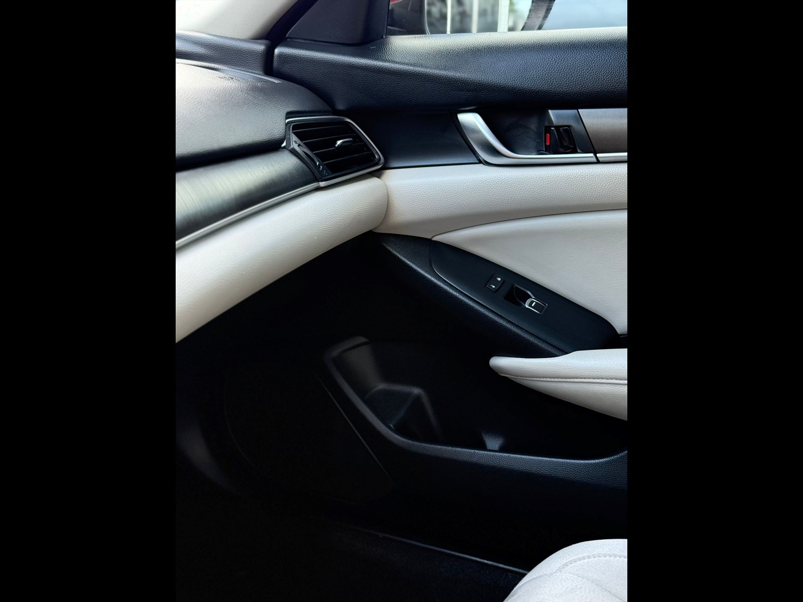 2018 HONDA Accord in Princeton, FL