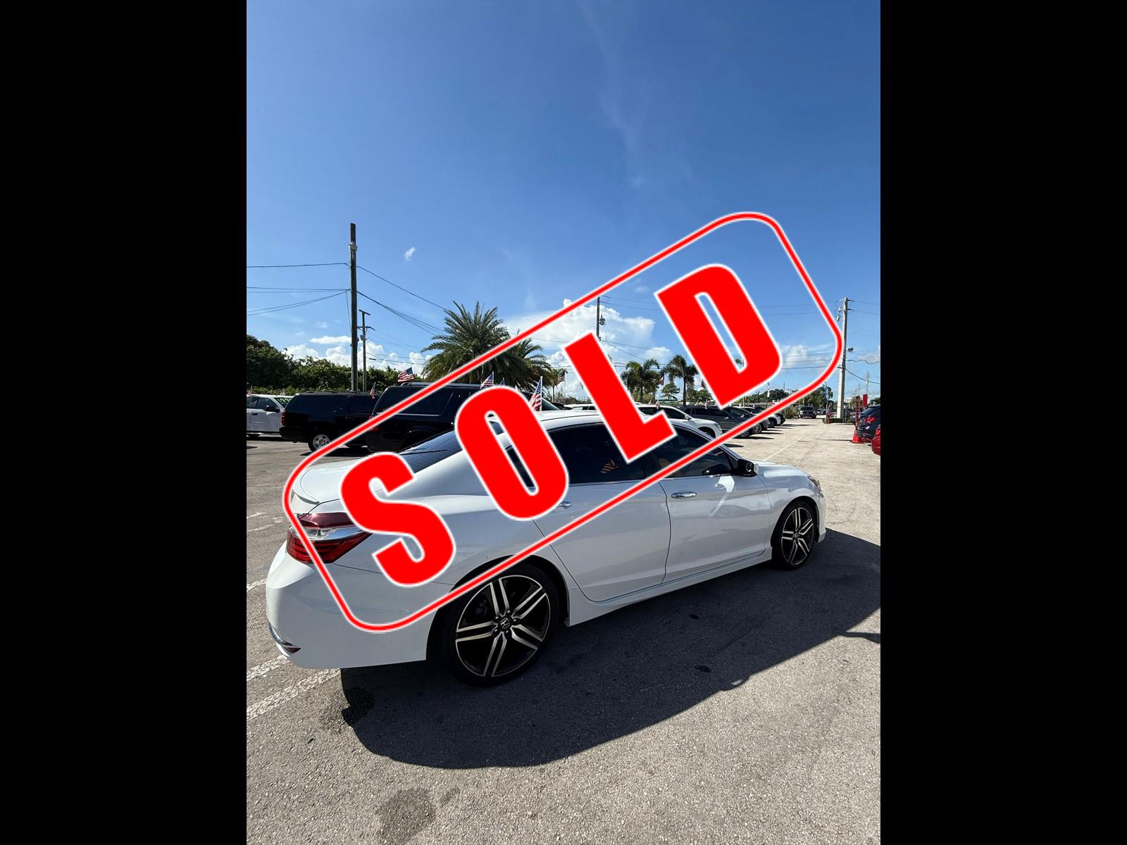 2016 HONDA Accord in Princeton, FL