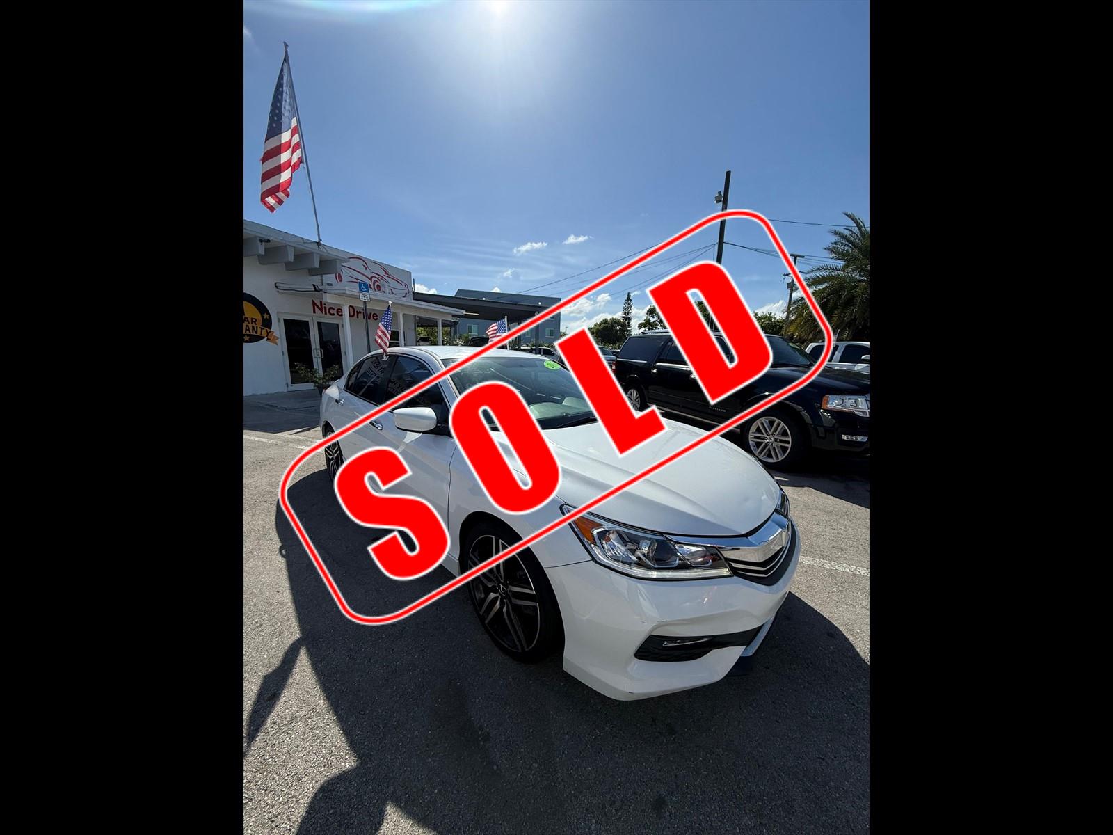 2016 HONDA Accord in Princeton, FL