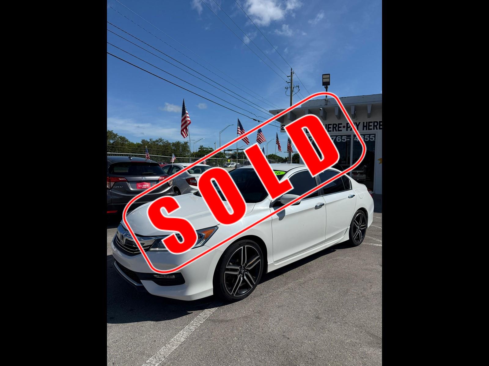 2016 HONDA Accord in Princeton, FL