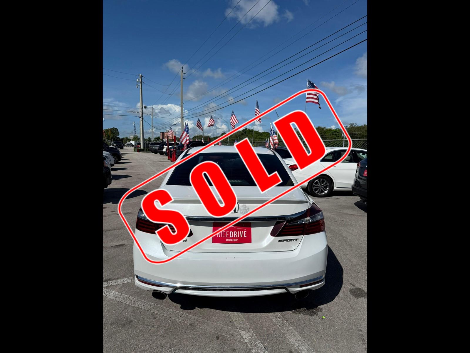 2016 HONDA Accord in Princeton, FL