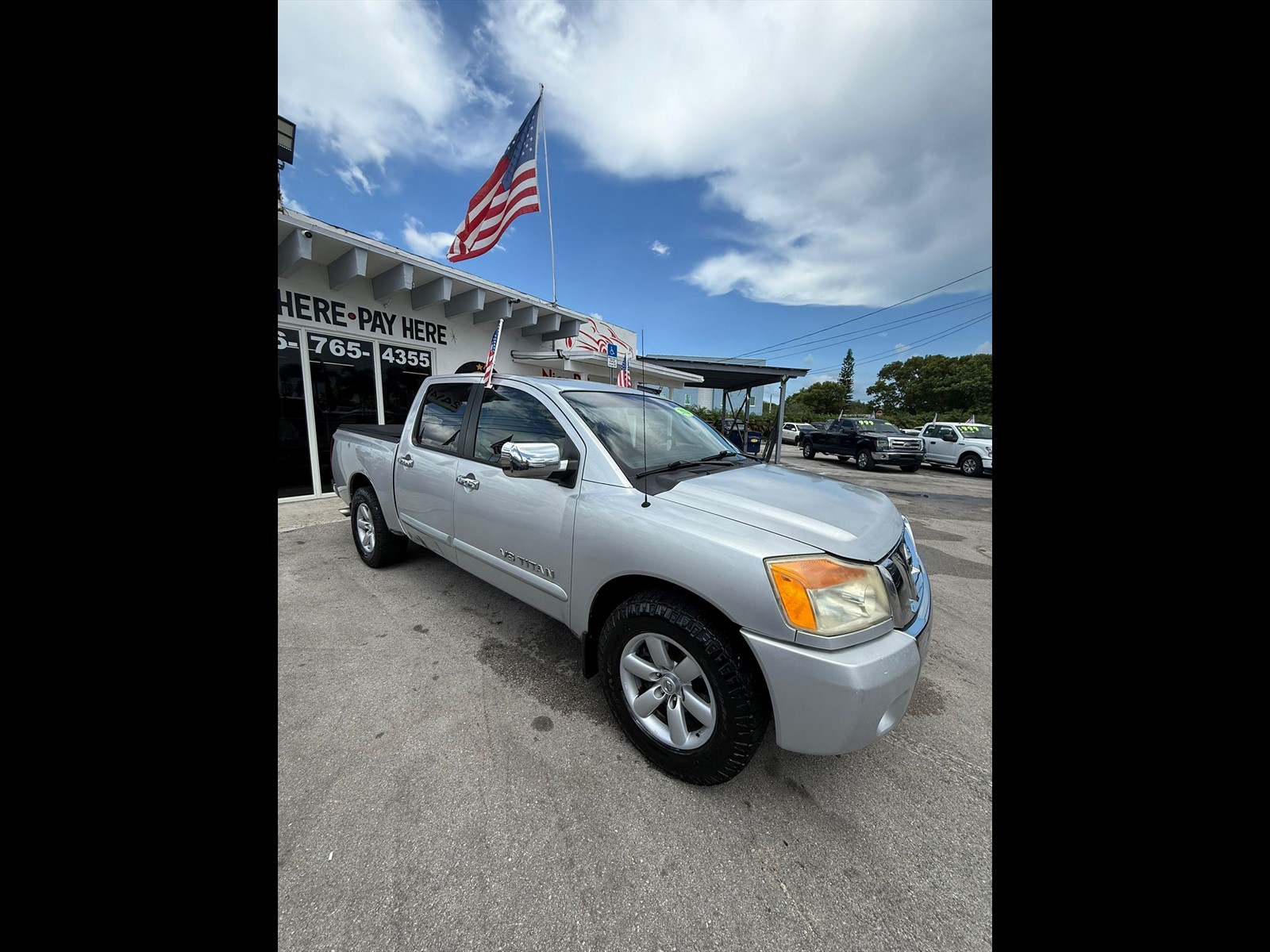 2011 NISSAN Titan in Princeton, FL