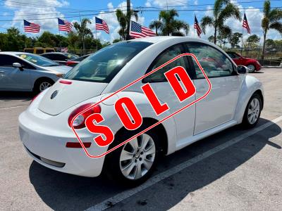 2010 Volkswagen New Beetle in Princeton, FL
