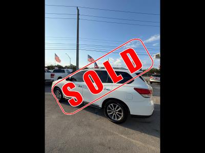 2013 Nissan Pathfinder in Princeton, FL