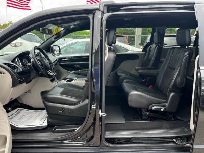 2019 Dodge Grand Caravan in Princeton, FL