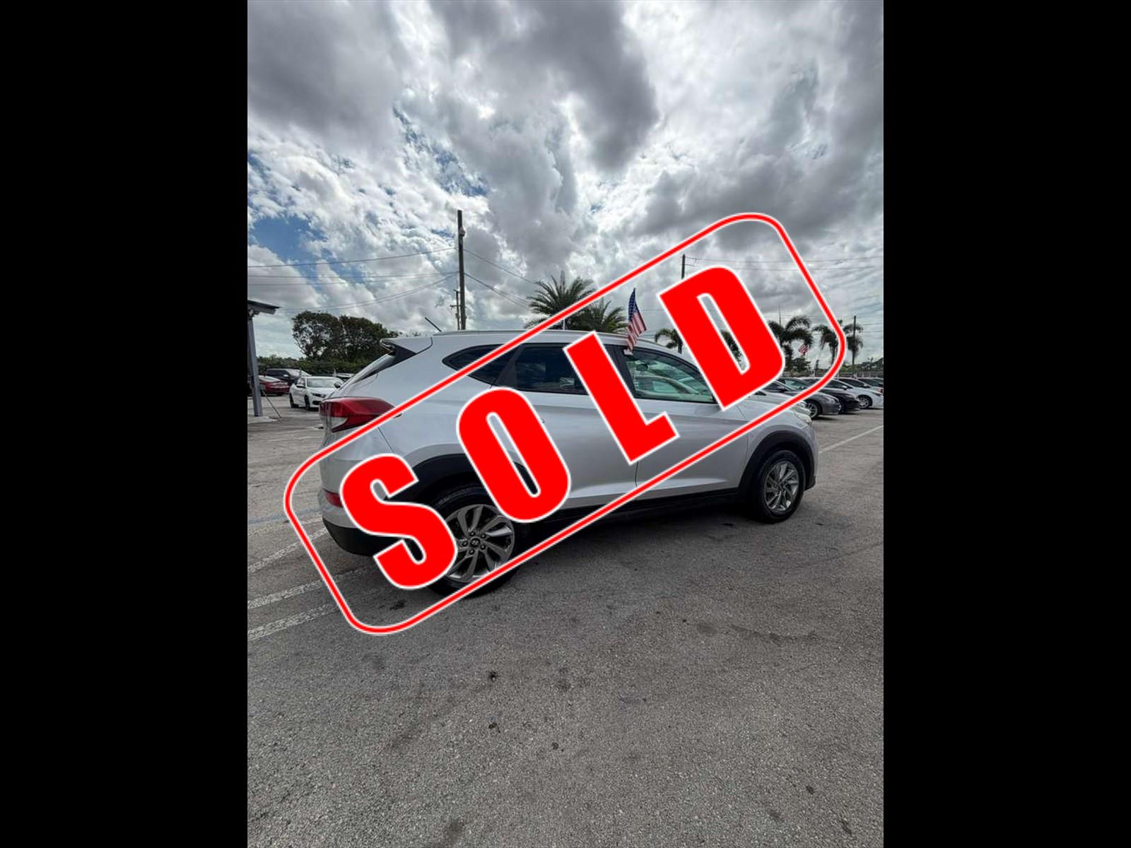 2016 HYUNDAI Tucson in Princeton, FL