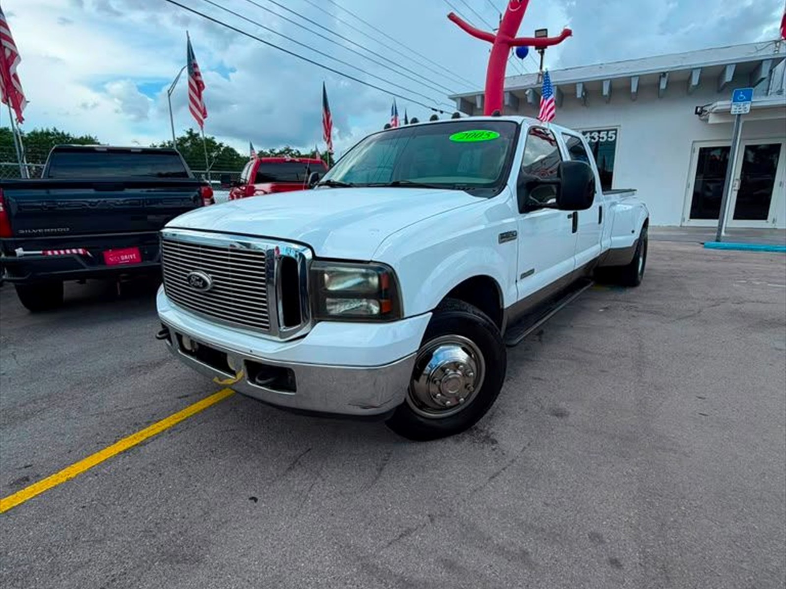 2005 FORD F-350 in Princeton, FL