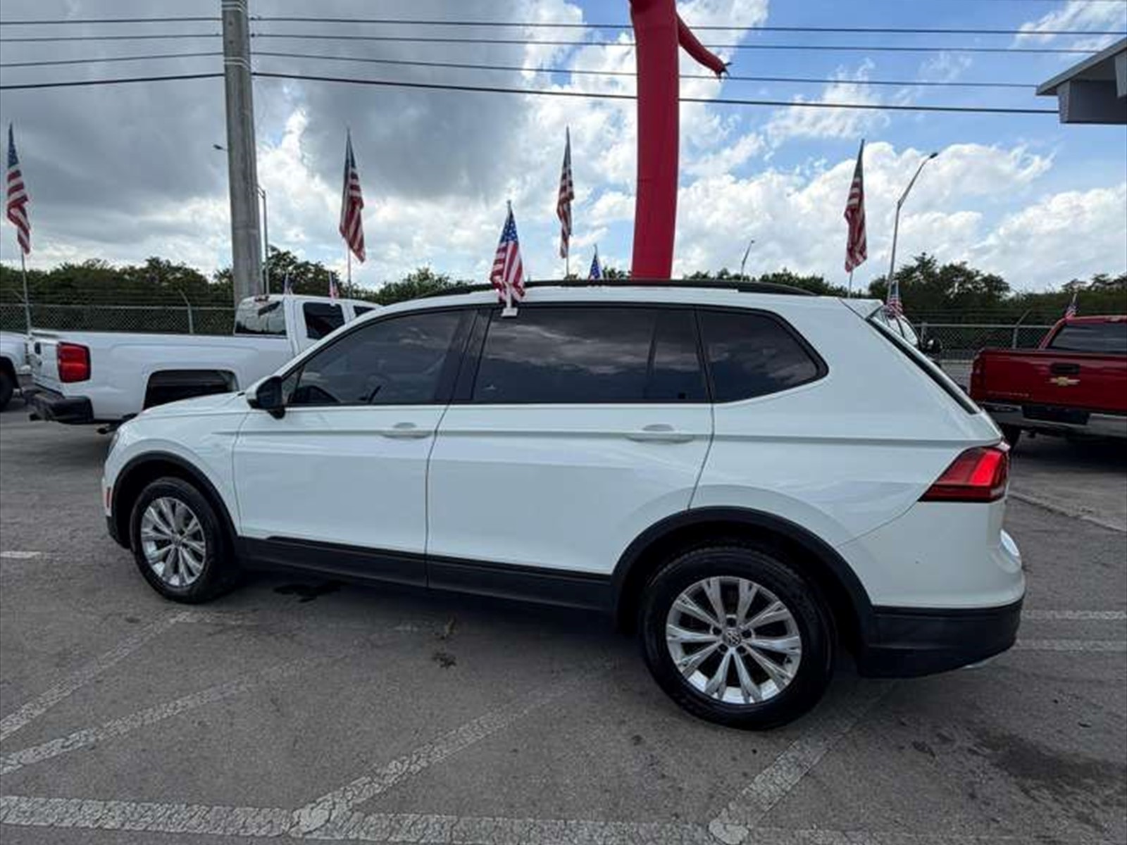 2018 VOLKSWAGEN Tiguan in Princeton, FL