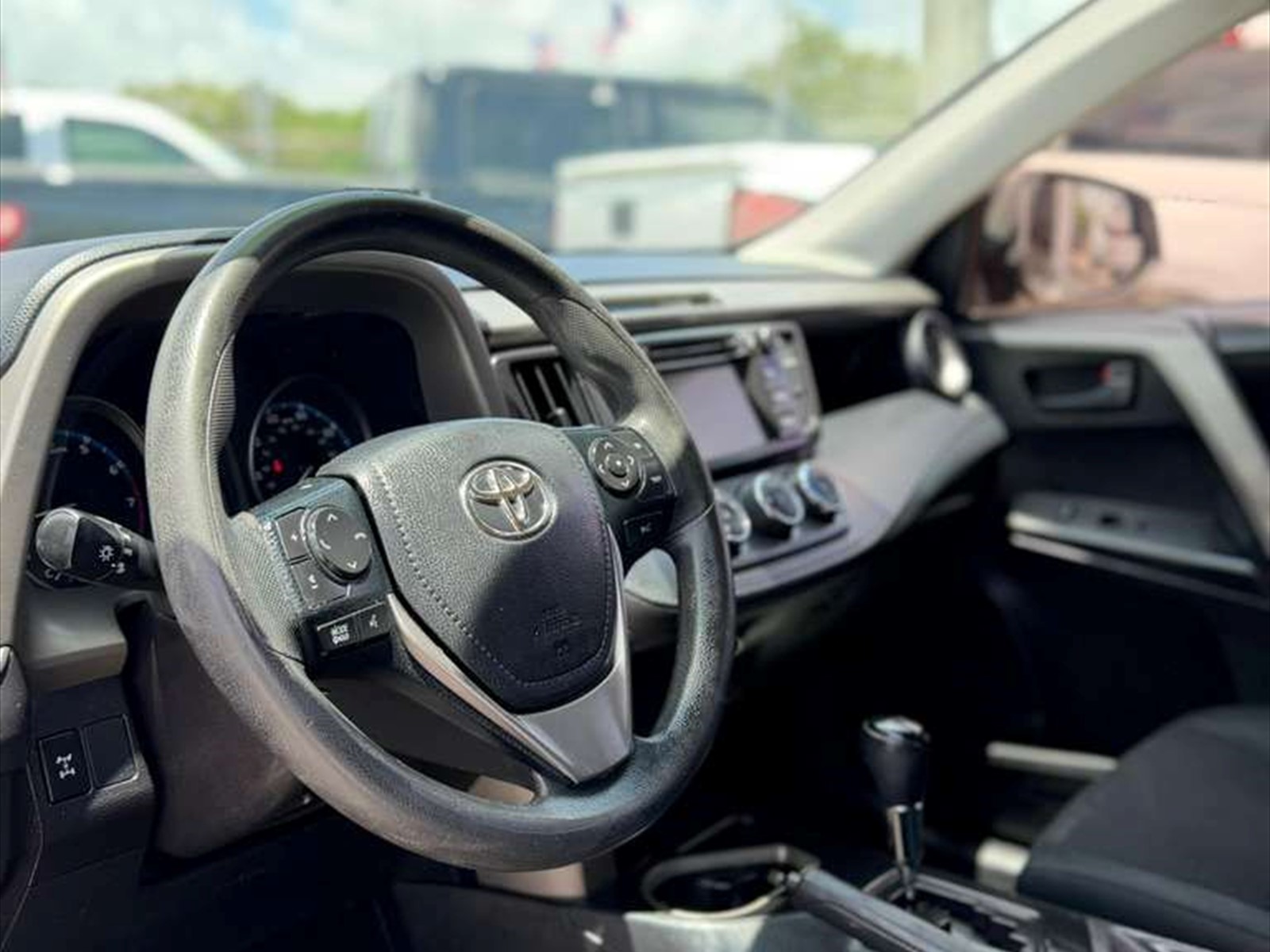 2017 TOYOTA RAV4 in Princeton, FL