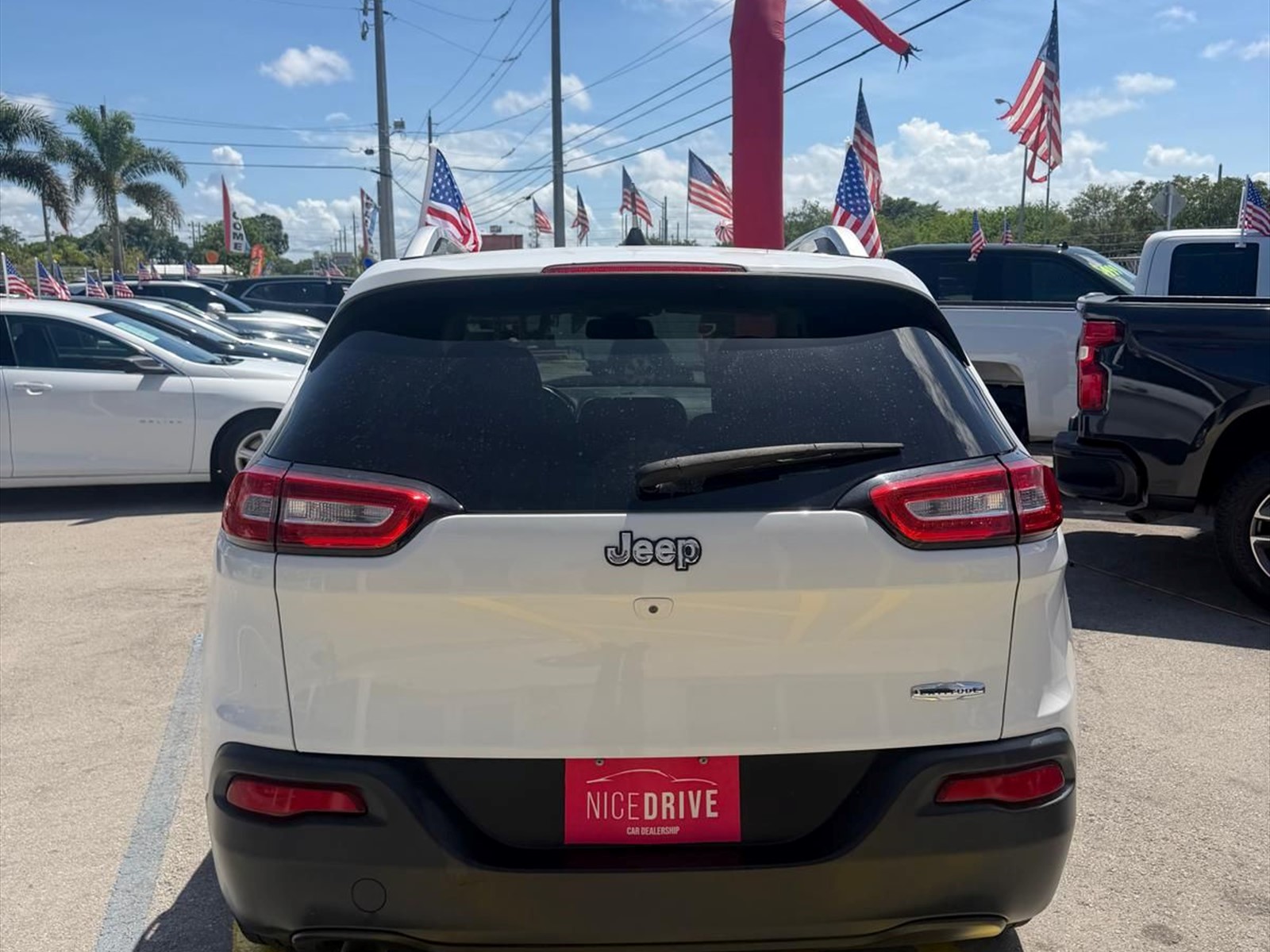 2017 JEEP Cherokee in Princeton, FL