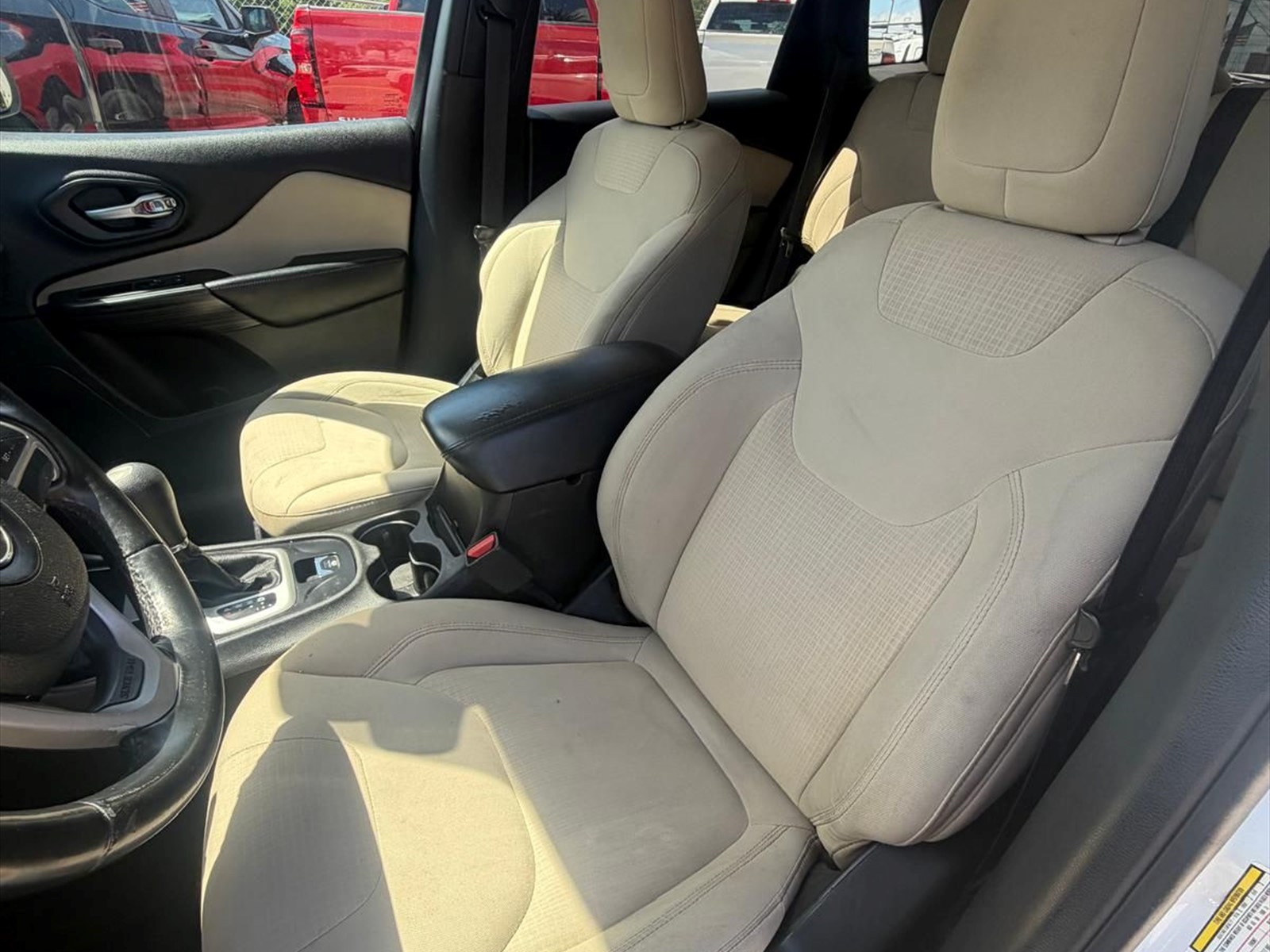 2017 JEEP Cherokee in Princeton, FL