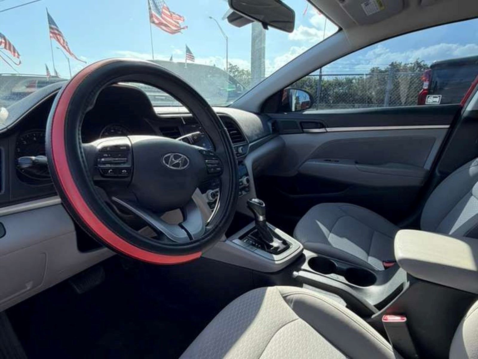 2020 HYUNDAI Elantra in Princeton, FL