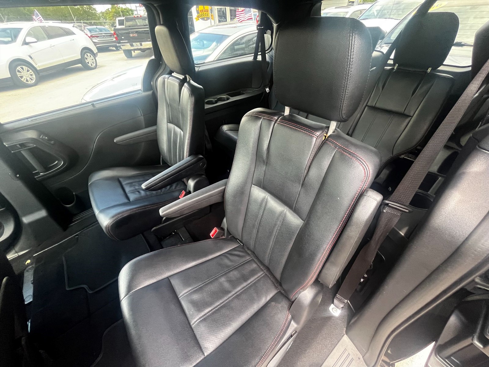 2019 DODGE Grand Caravan in Princeton, FL