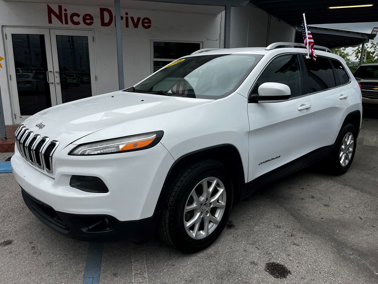 2017 JEEP Cherokee in Princeton, FL