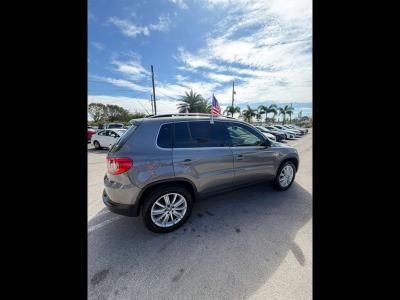2009 VOLKSWAGEN Tiguan in Princeton, FL