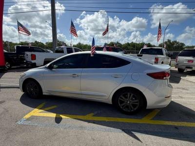 2018 HYUNDAI Elantra in Princeton, FL